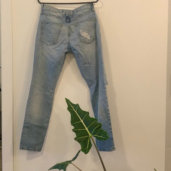 Current/Elliott chopped mid waist boyfriend jean - Picture 2 of 11